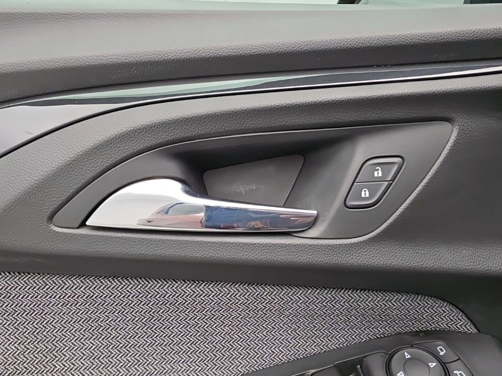 Certified 2021 Chevrolet TrailBlazer LT w/ Convenience Package image 22