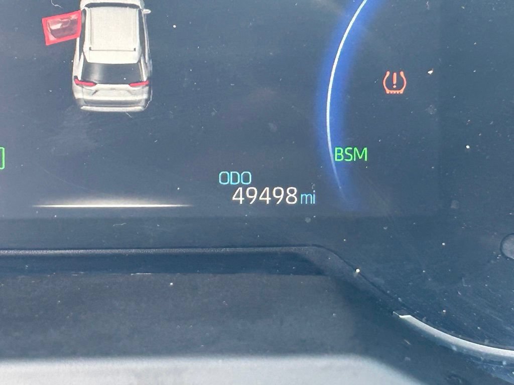 Used 2025 Toyota RAV4 XLE AWD/4WD image 17