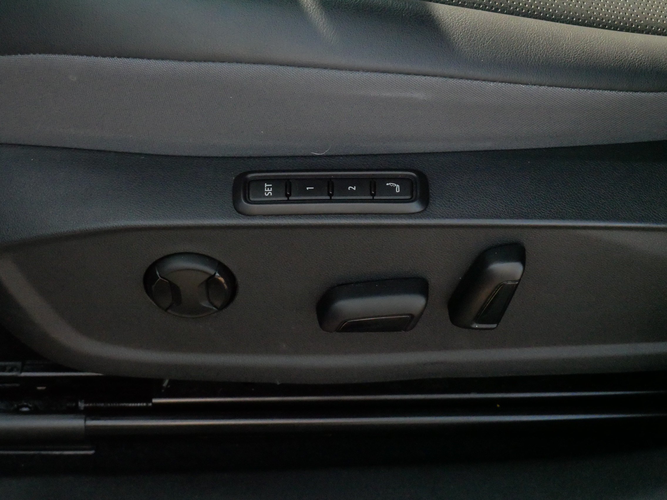 Certified 2023 Volkswagen ID.4 Pro S AWD/4WD image 15