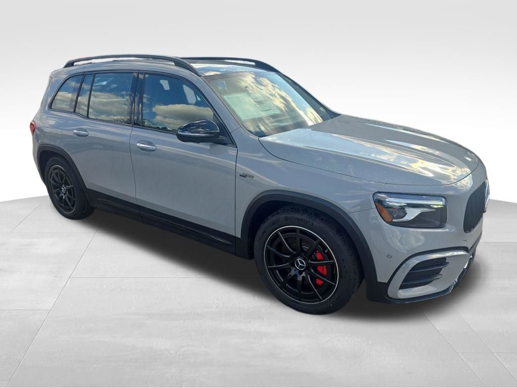 New 2026 Mercedes-Benz GLB 35 AMG 4MATIC image 7