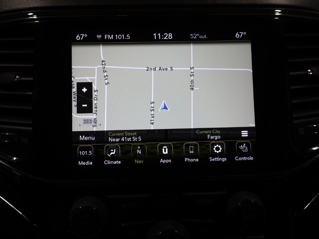Used 2021 Jeep Grand Cherokee High Altitude AWD/4WD image 32