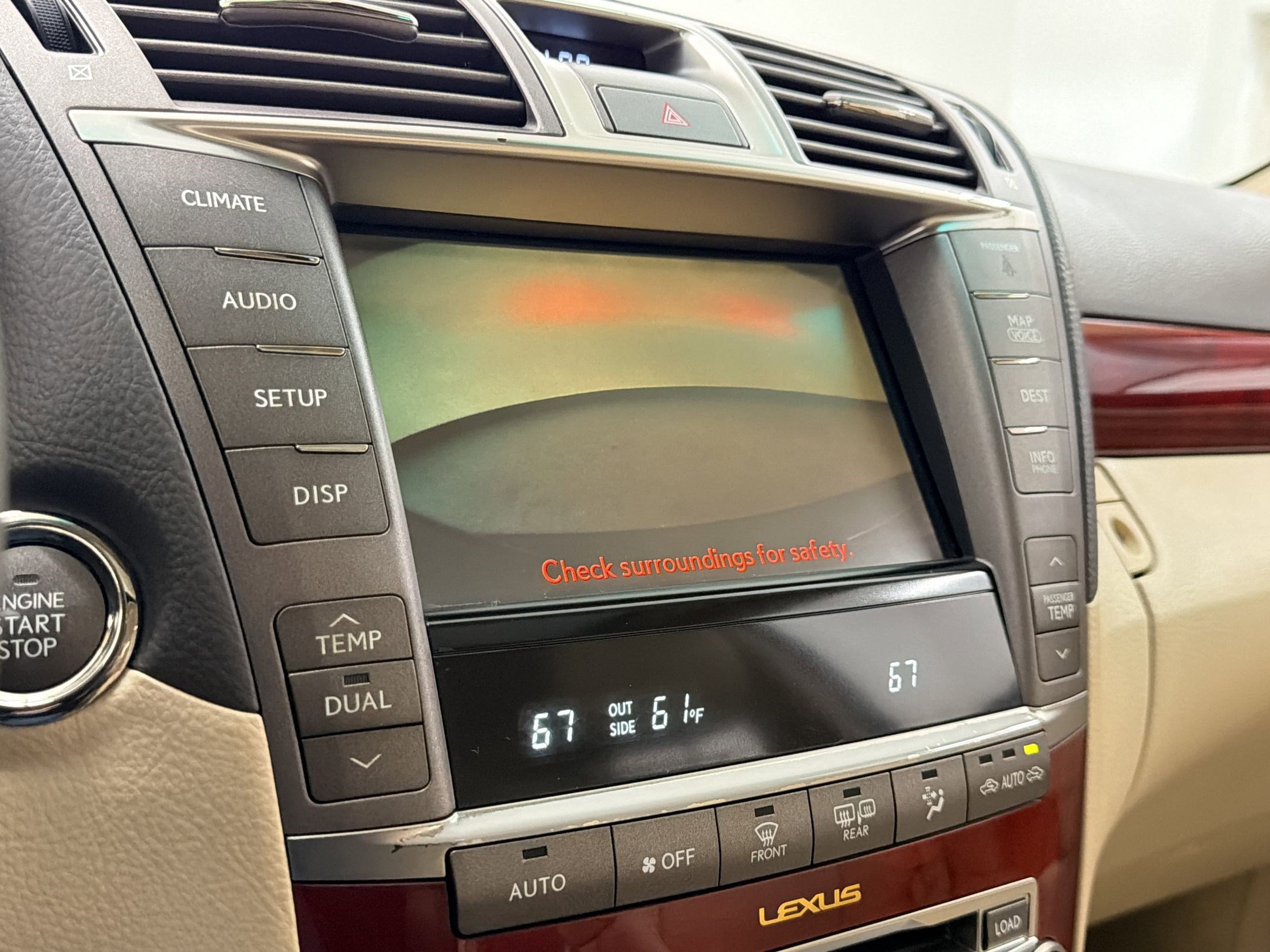 Used 2011 Lexus LS 460 L w/ Luxury Pkg image 18