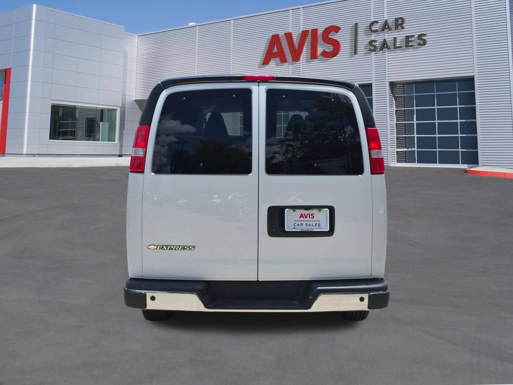 Used 2025 Chevrolet Express 3500 LT w/ LT Preferred Equipment Group RWD image 7