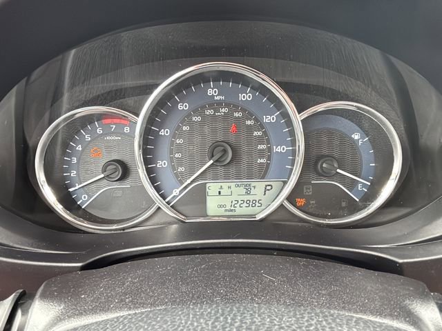 Used 2014 Toyota Corolla LE FWD image 16