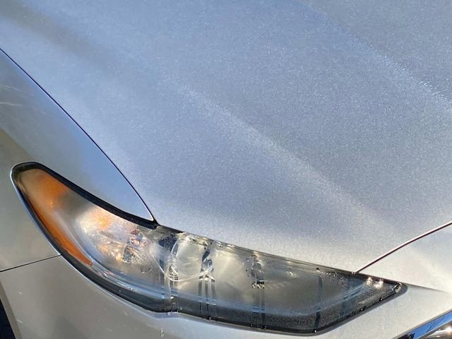 Used 2018 Ford Fusion S image 4