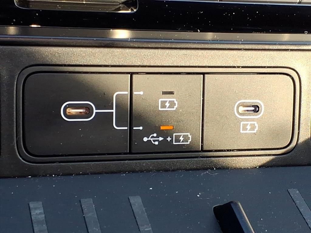 Used 2024 Hyundai Santa Fe Calligraphy image 21