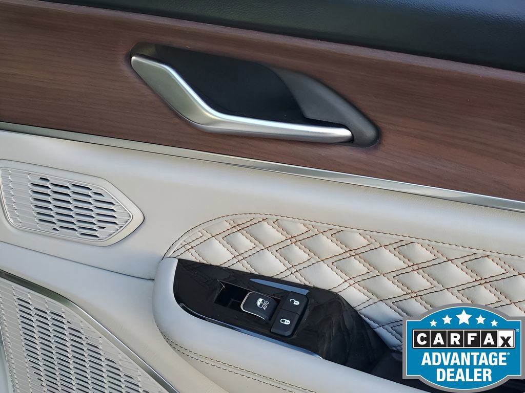 Used 2023 Jeep Grand Cherokee L Summit w/ Luxury Tech Group V image 52