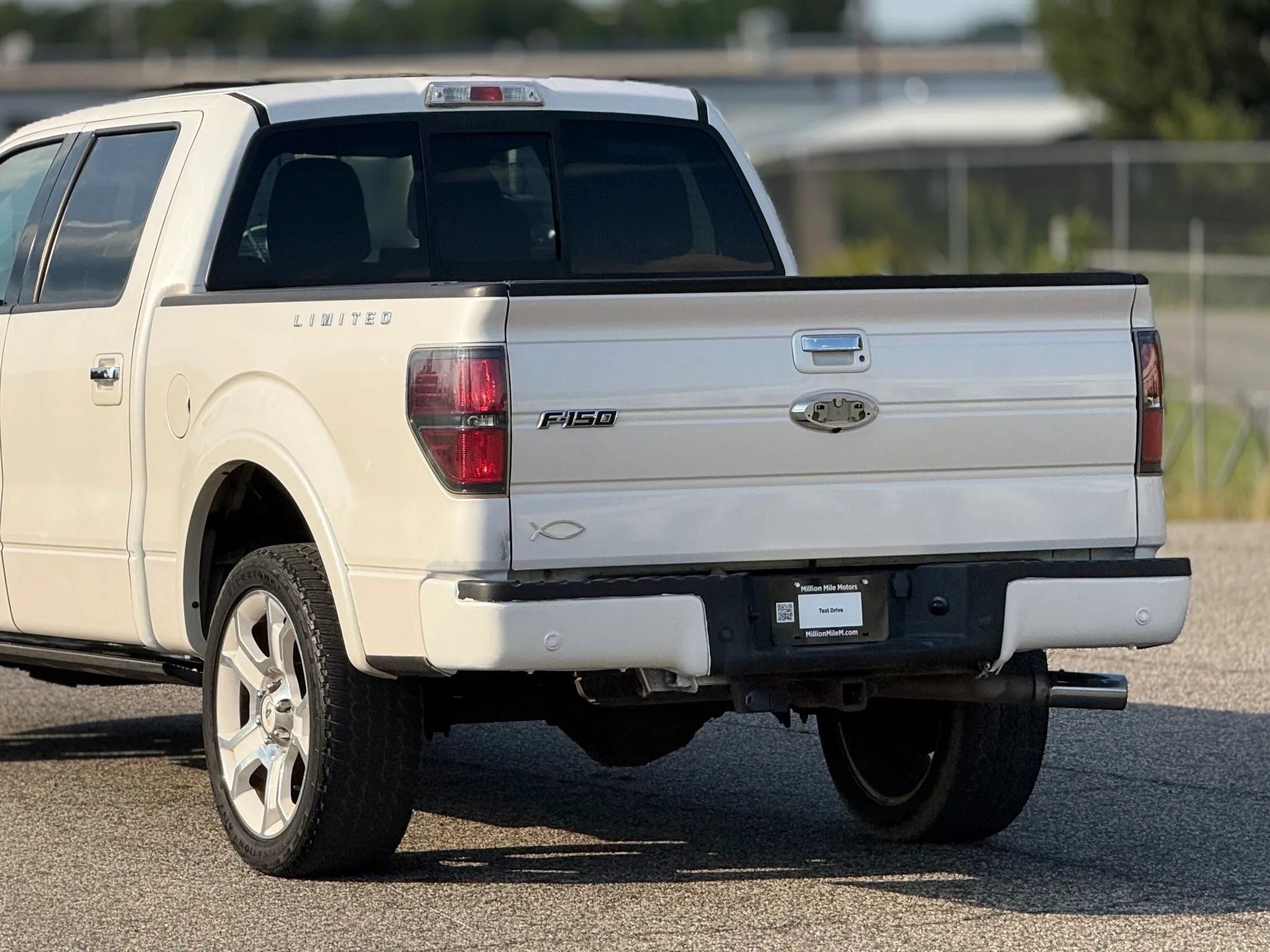 Used 2011 Ford F150 Lariat Limited AWD/4WD image 16