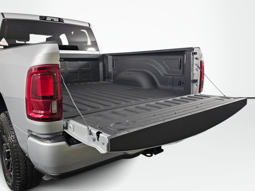New 2026 RAM 3500 Big Horn AWD/4WD image 16
