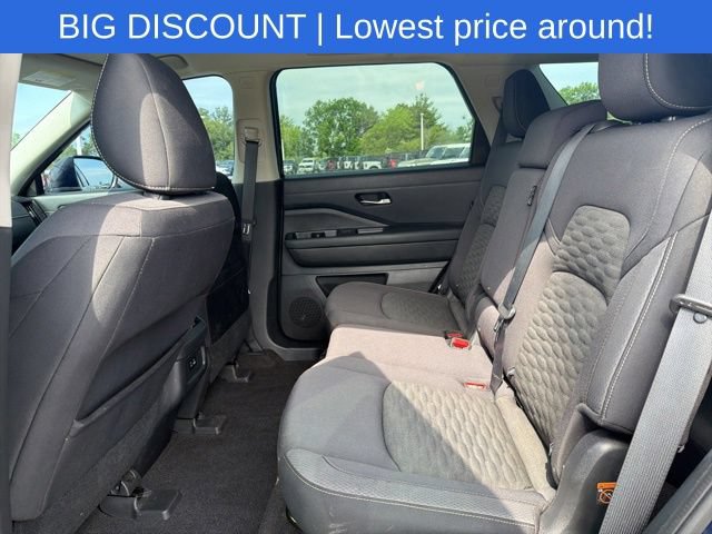 Used 2022 Nissan Pathfinder SV FWD image 18