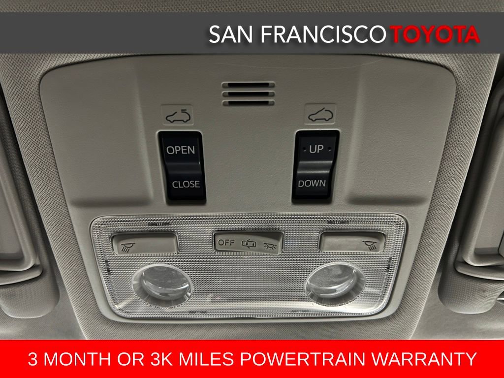 Used 2015 Toyota RAV4 XLE image 28