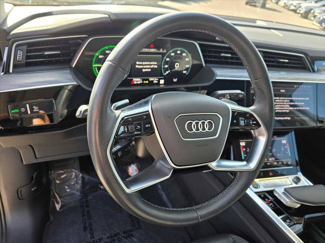Used 2024 Audi Q8 e-tron Premium Plus w/ Premium Plus Package AWD/4WD image 26
