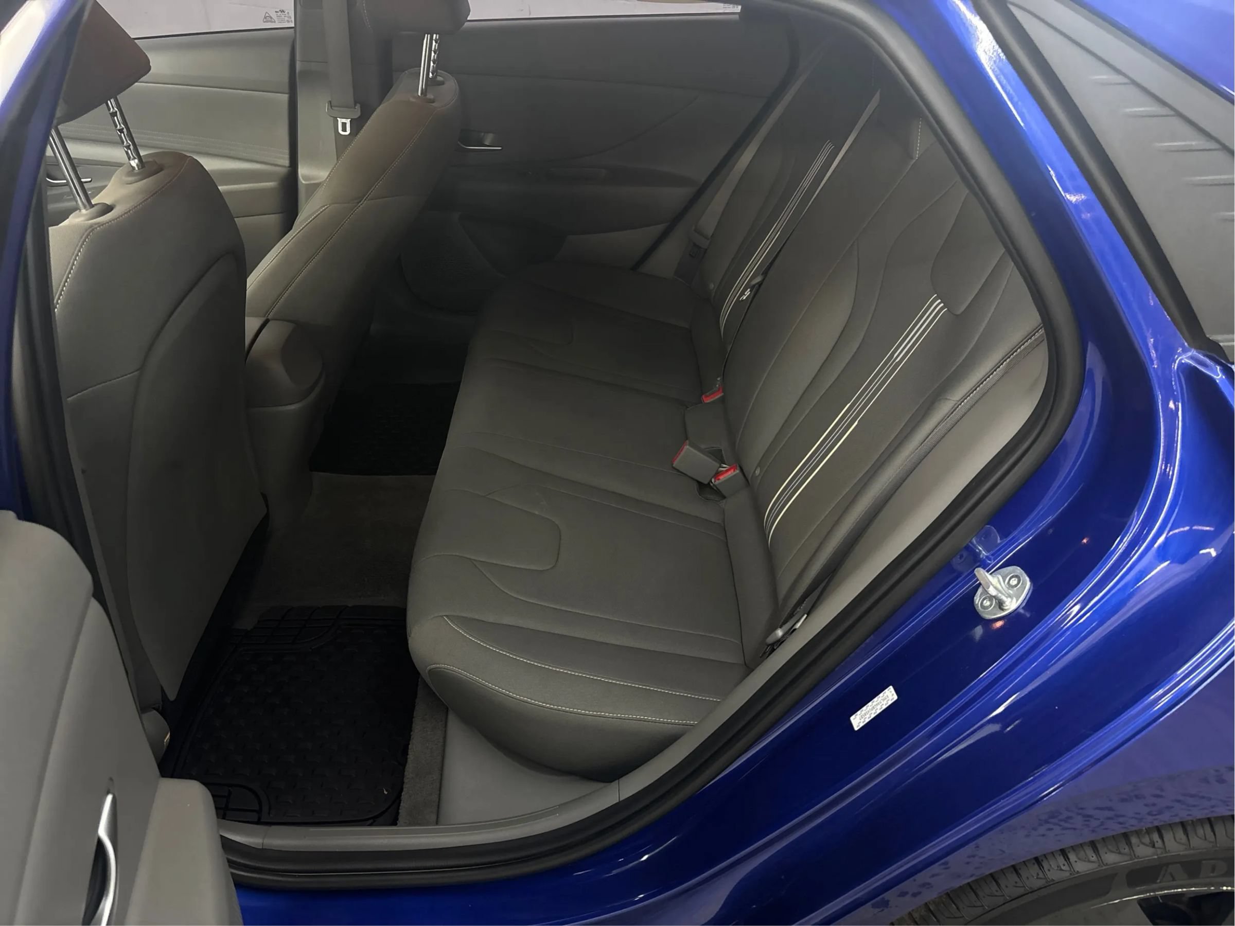 Used 2023 Hyundai Elantra SEL w/ Cargo Package FWD image 14