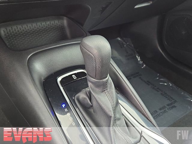 Used 2021 Toyota Corolla LE image 9