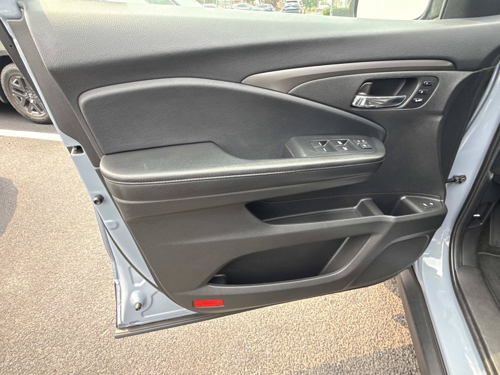 Used 2022 Honda Pilot Special Edition image 17