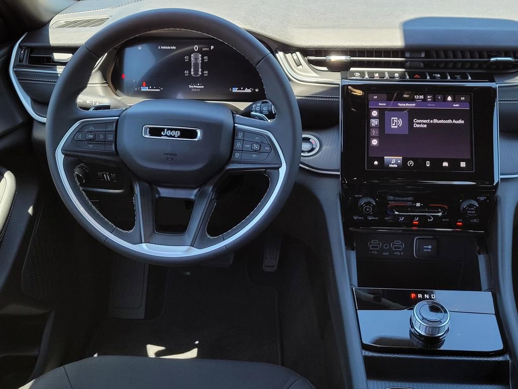 New 2024 Jeep Grand Cherokee Laredo X w/ Trailer Tow Package image 12