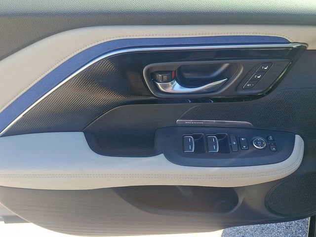 Certified 2025 Acura ADX A-Spec image 12