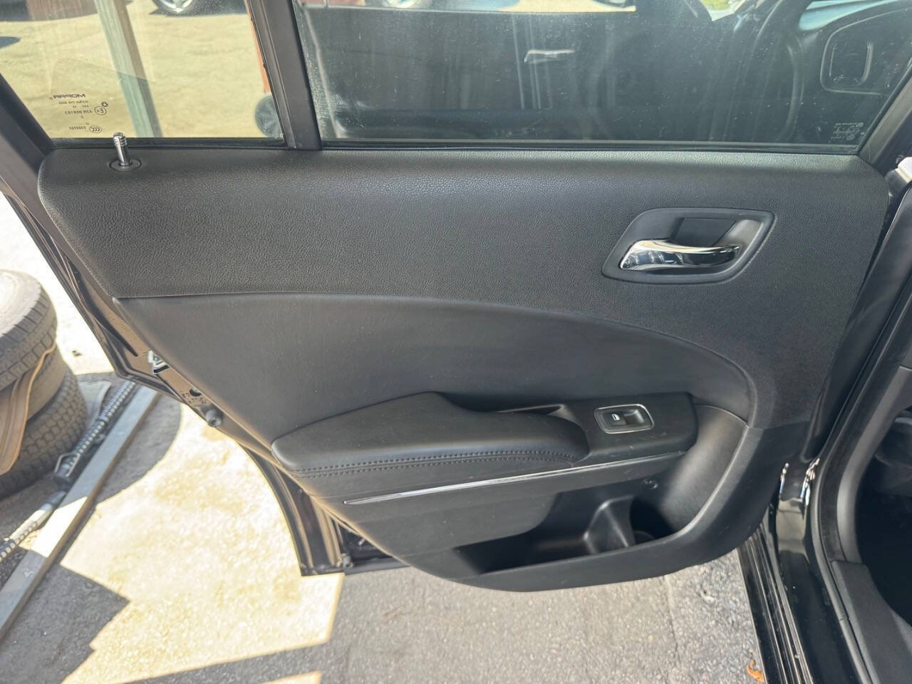 Used 2013 Dodge Charger SE w/ Connectivity Group RWD image 18