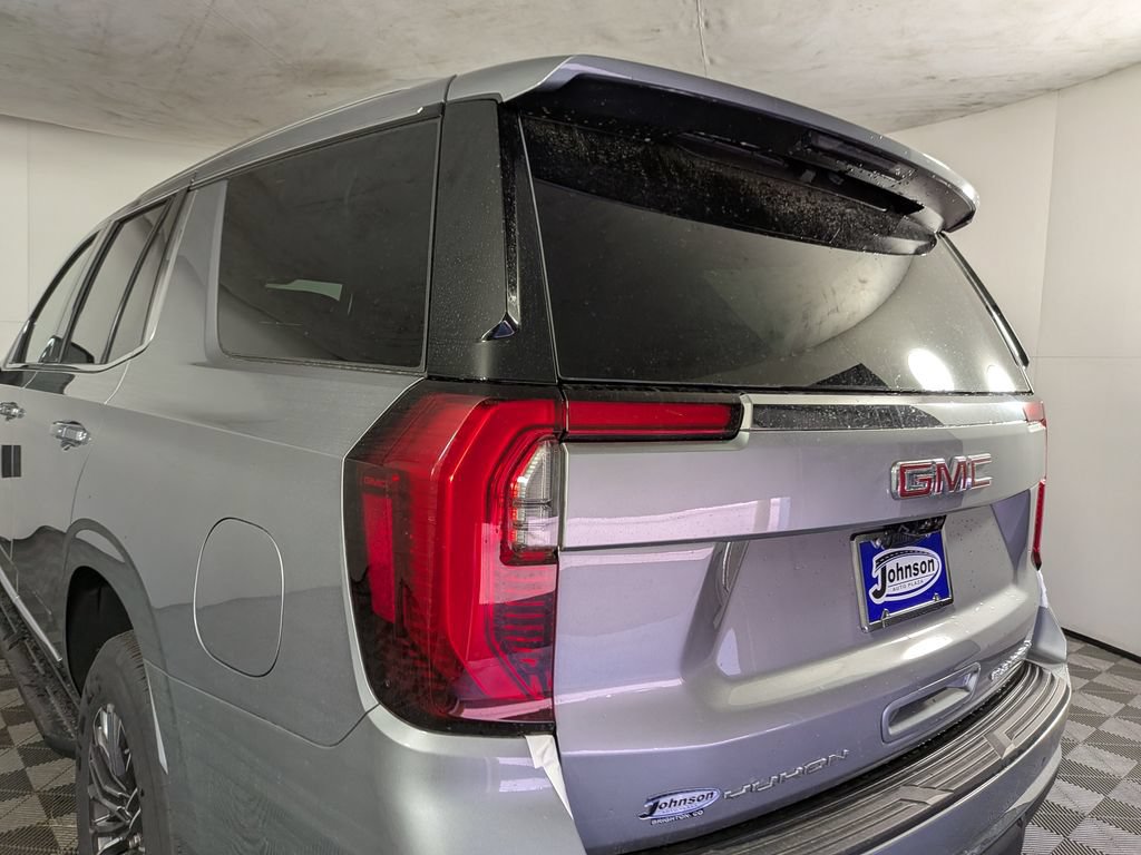 New 2026 GMC Yukon Elevation w/ Elevation Premium Package AWD/4WD image 13