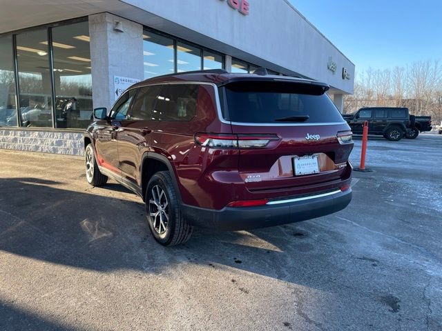 Used 2025 Jeep Grand Cherokee L Limited image 8