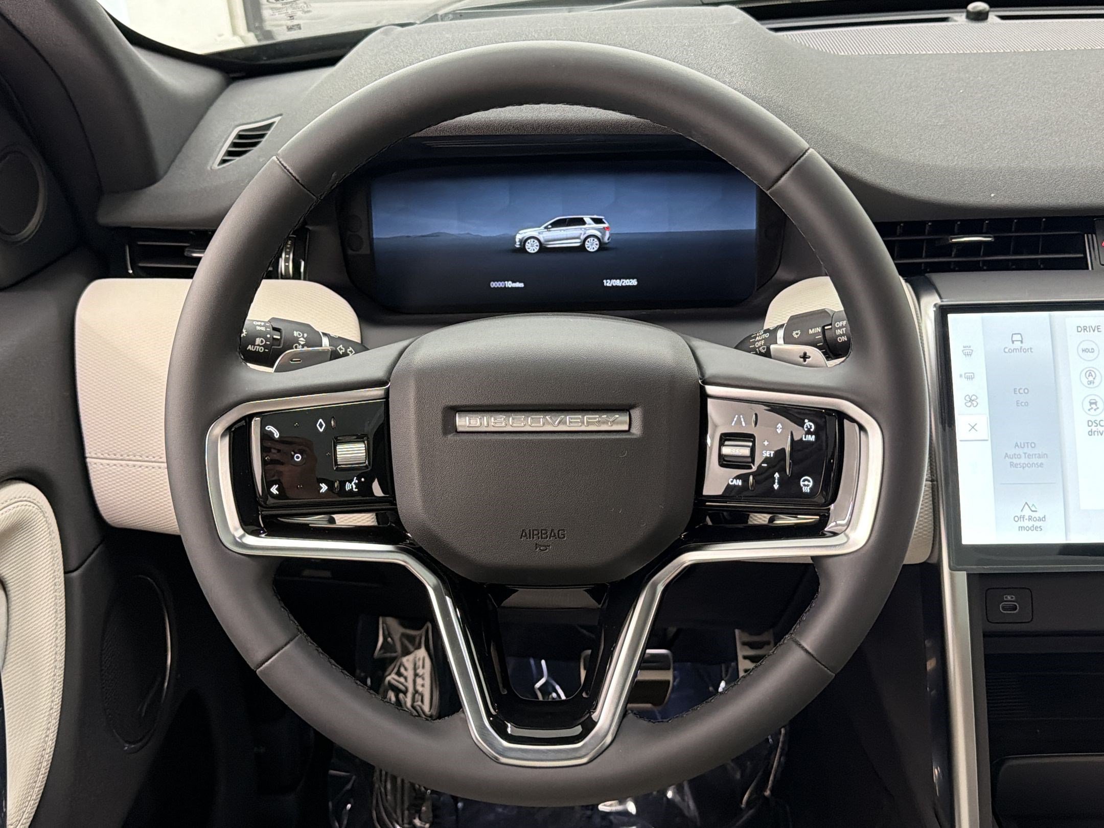 New 2026 Land Rover Discovery Sport Landmark AWD/4WD image 11