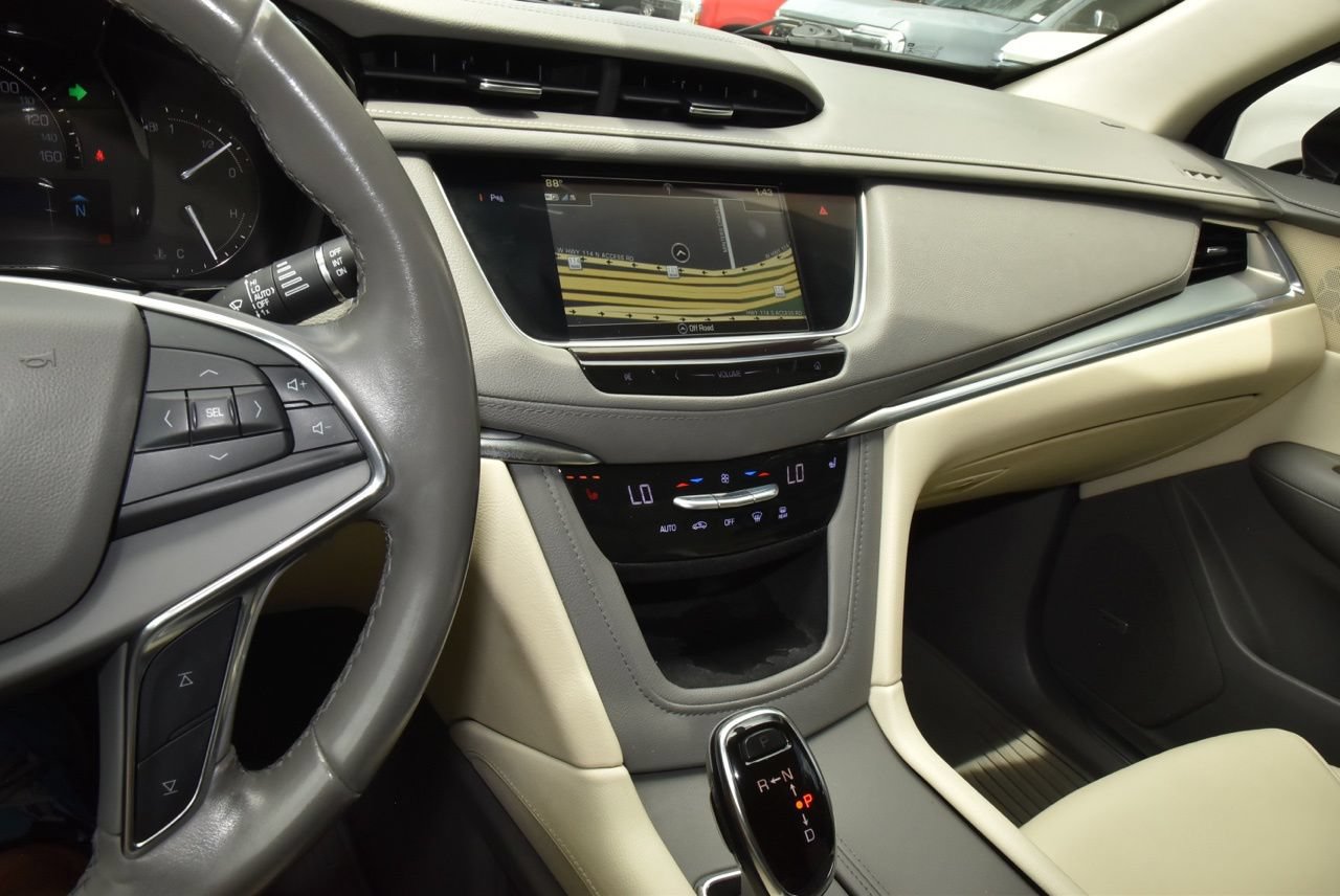 Used 2019 Cadillac XT5 Luxury FWD image 26