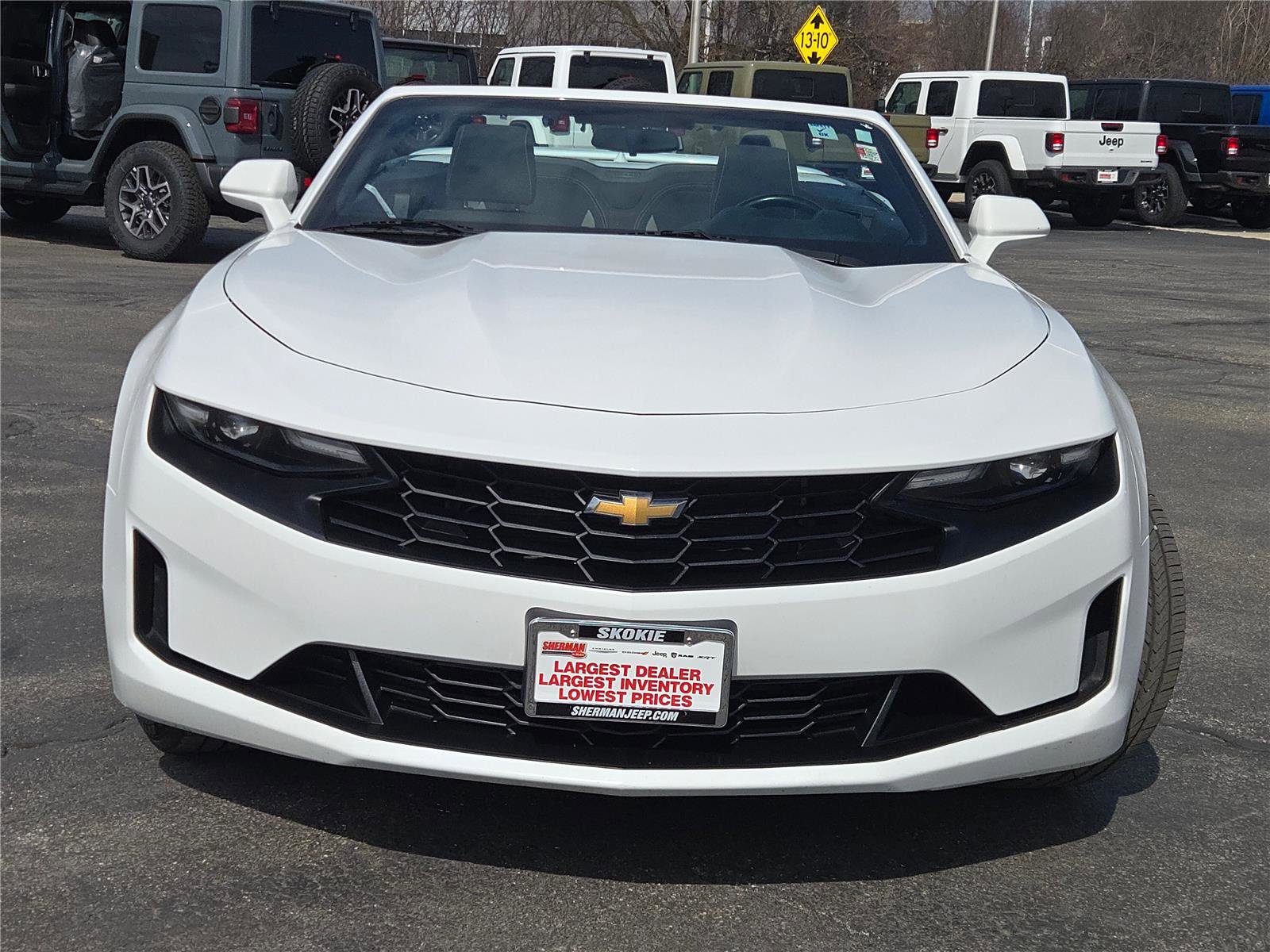Used 2023 Chevrolet Camaro LT image 4