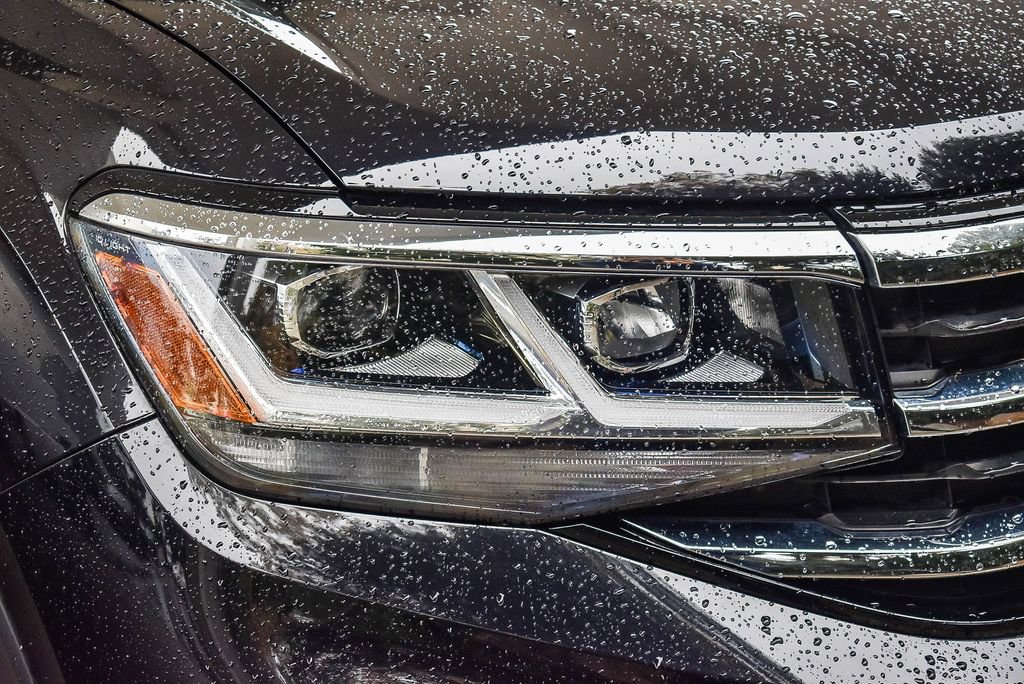 Used 2021 Volkswagen Atlas SEL Premium image 8