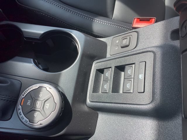 New 2026 Ford Bronco Outer Banks w/ Sasquatch Package AWD/4WD image 34