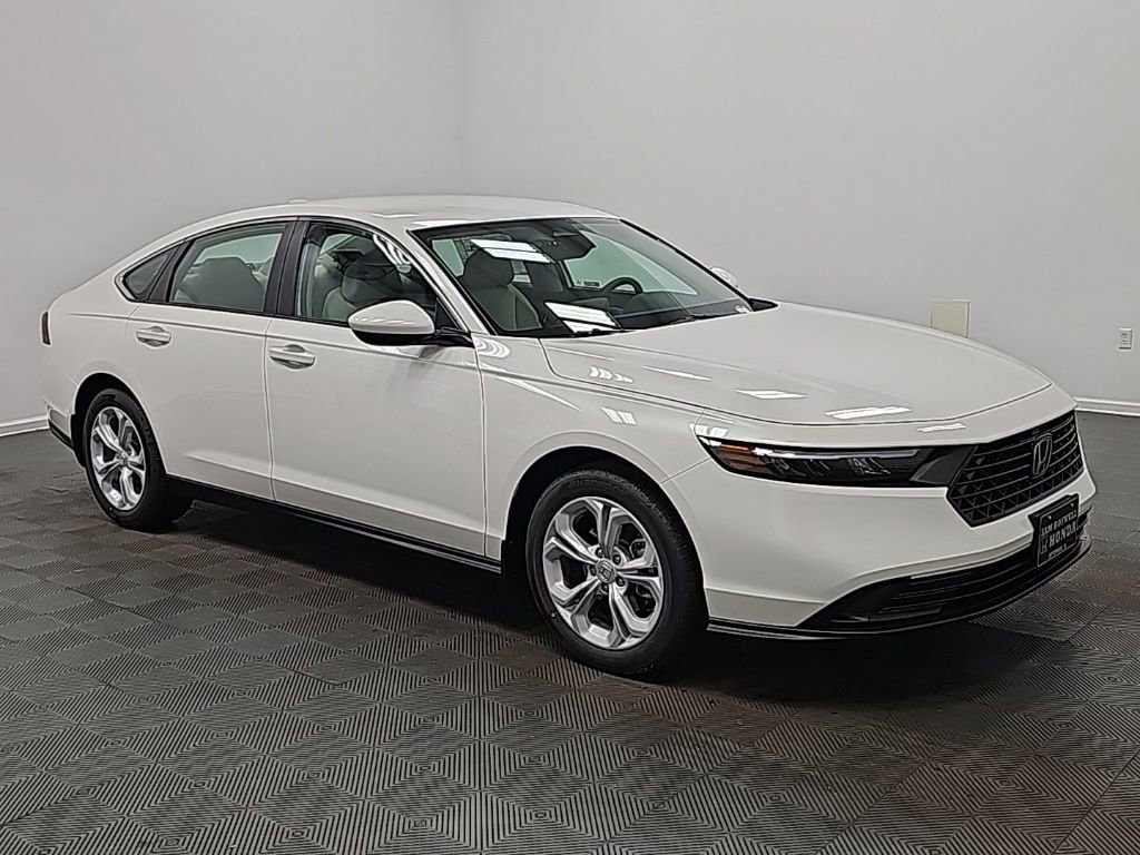 New 2026 Honda Accord LX image 2