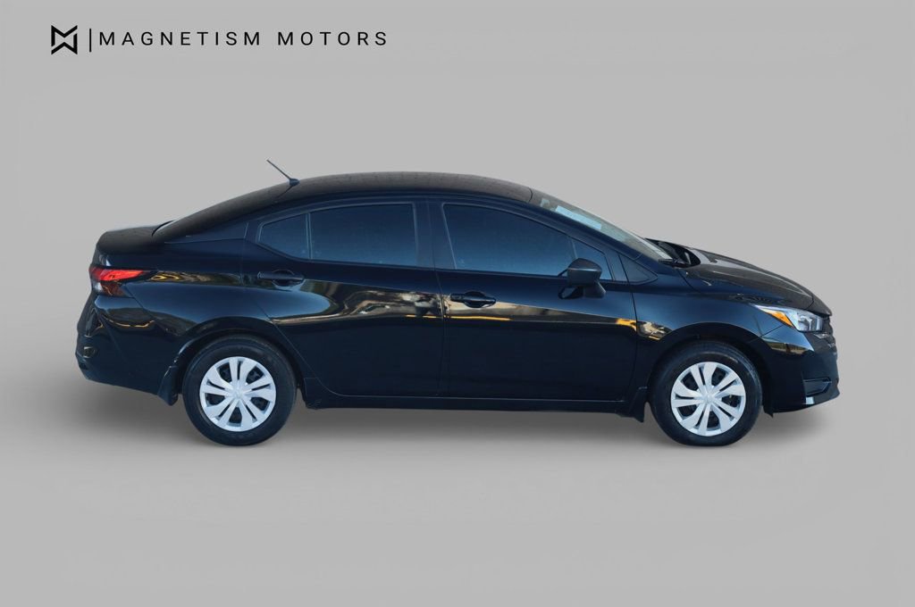 Used 2025 Nissan Versa S w/ Trunk Package image 3