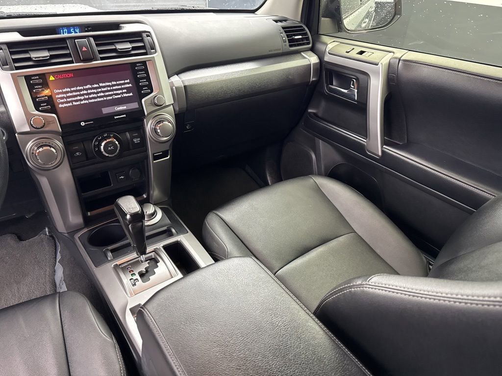 Used 2022 Toyota 4Runner TRD Sport AWD/4WD image 10