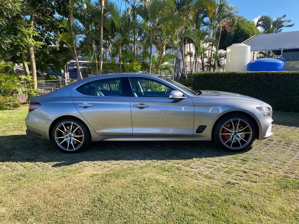 Certified 2025 Genesis G70 2.5T RWD image 8