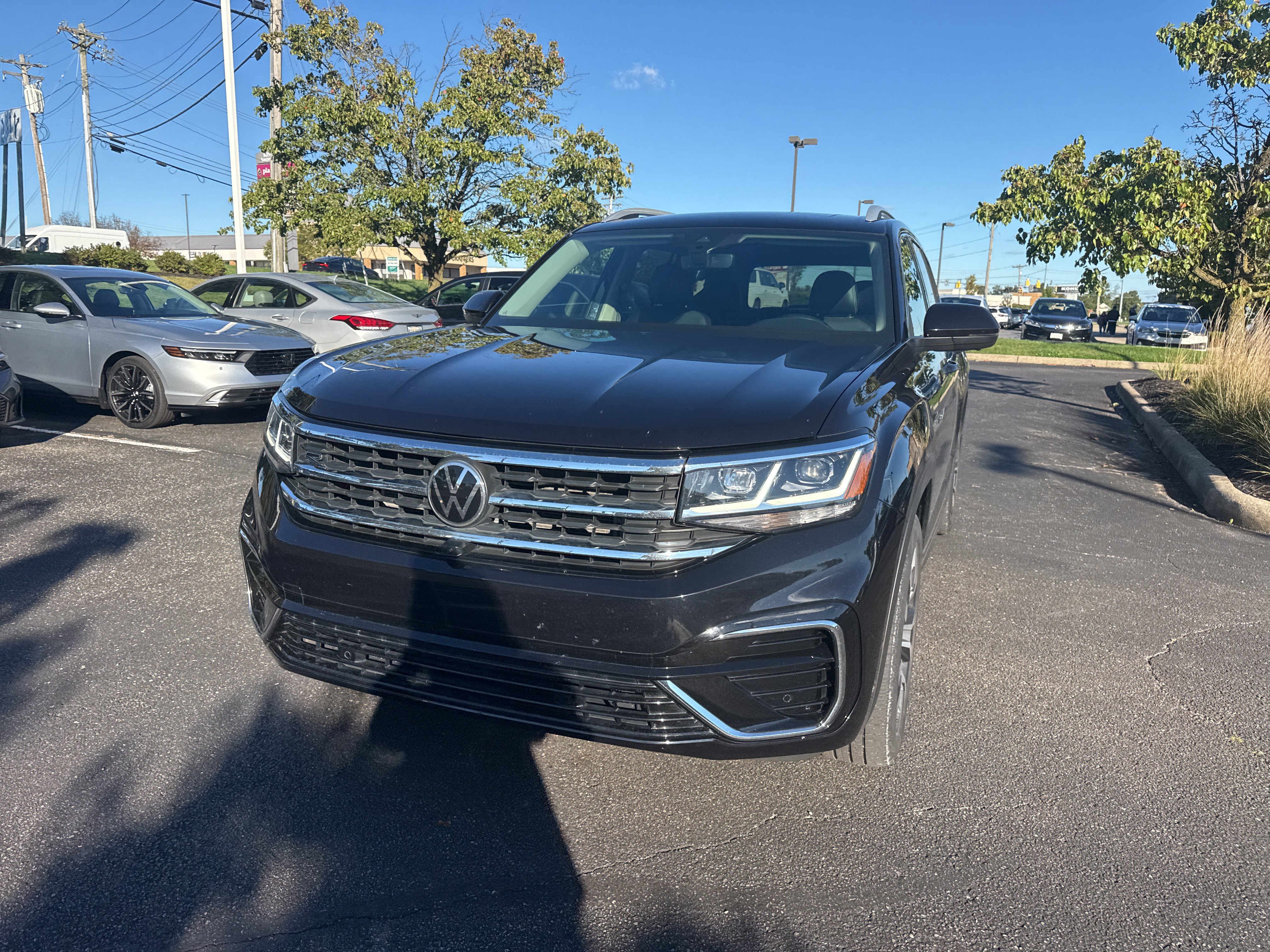 Used 2022 Volkswagen Atlas SEL Premium AWD/4WD image 17