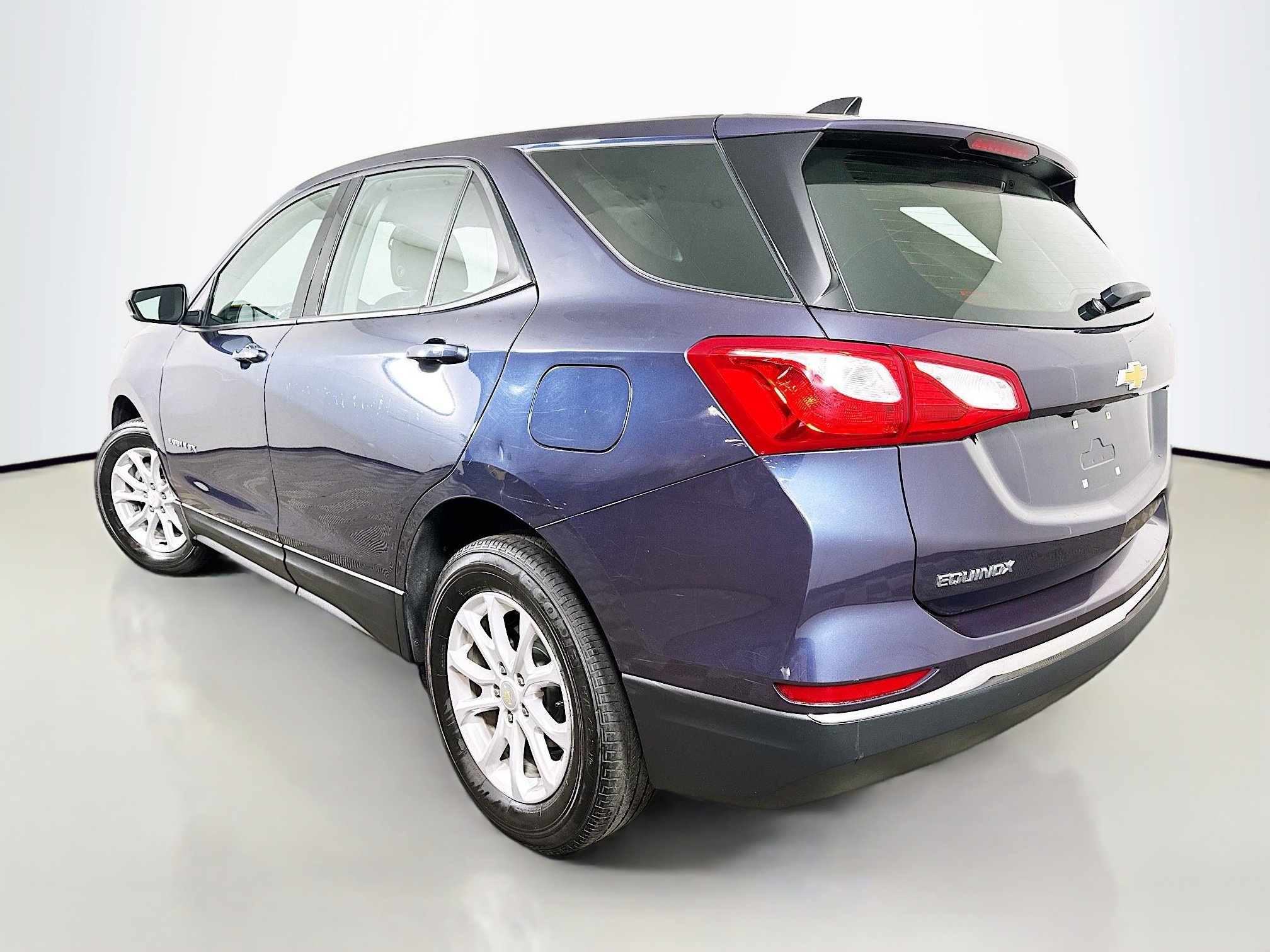 Used 2018 Chevrolet Equinox LS AWD/4WD image 7