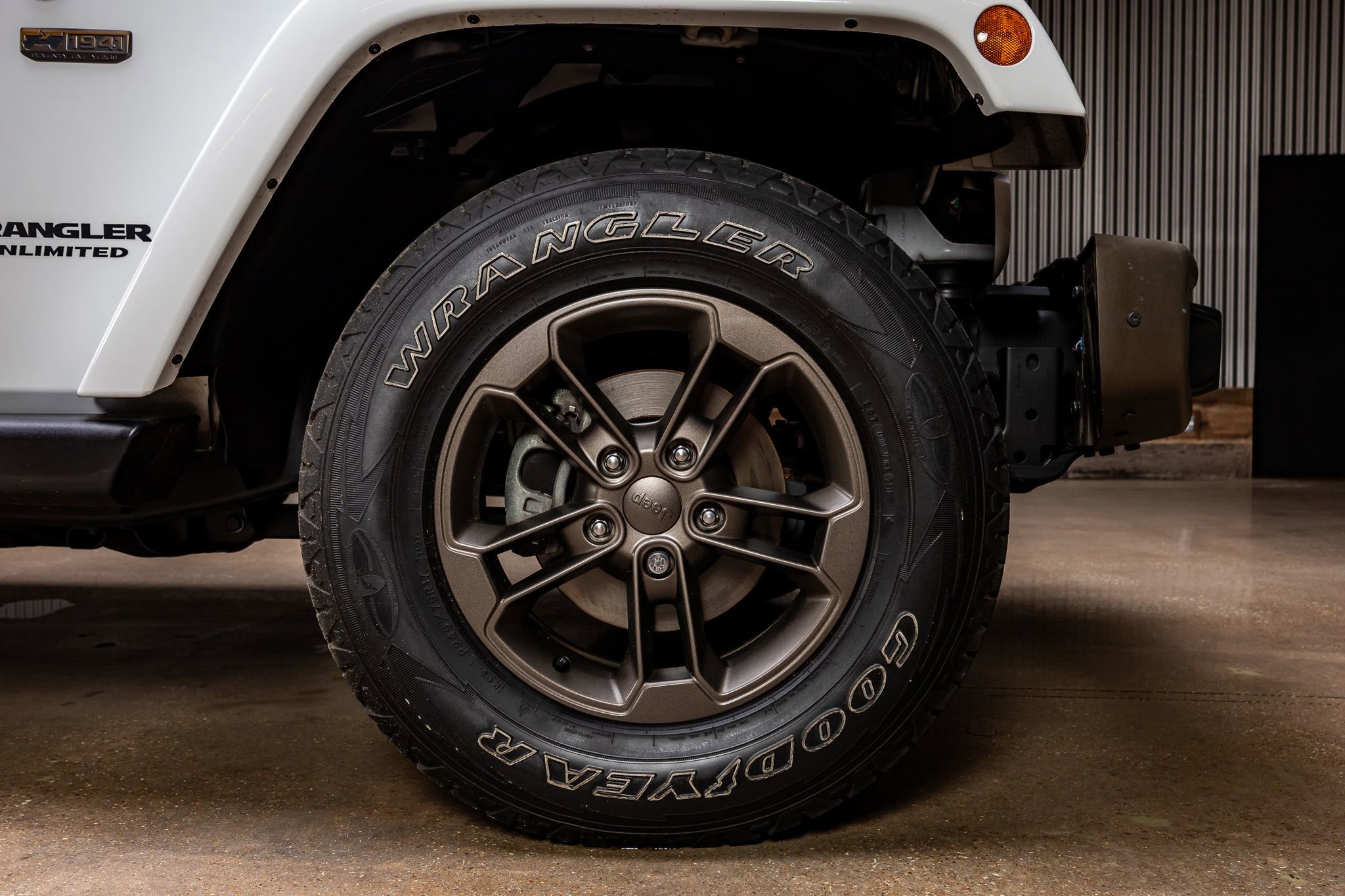 Used 2017 Jeep Wrangler Unlimited Sahara image 10