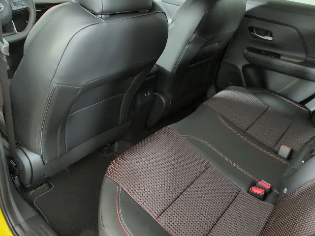 New 2026 Nissan Kicks SR w/ Cold Weather Package image 10