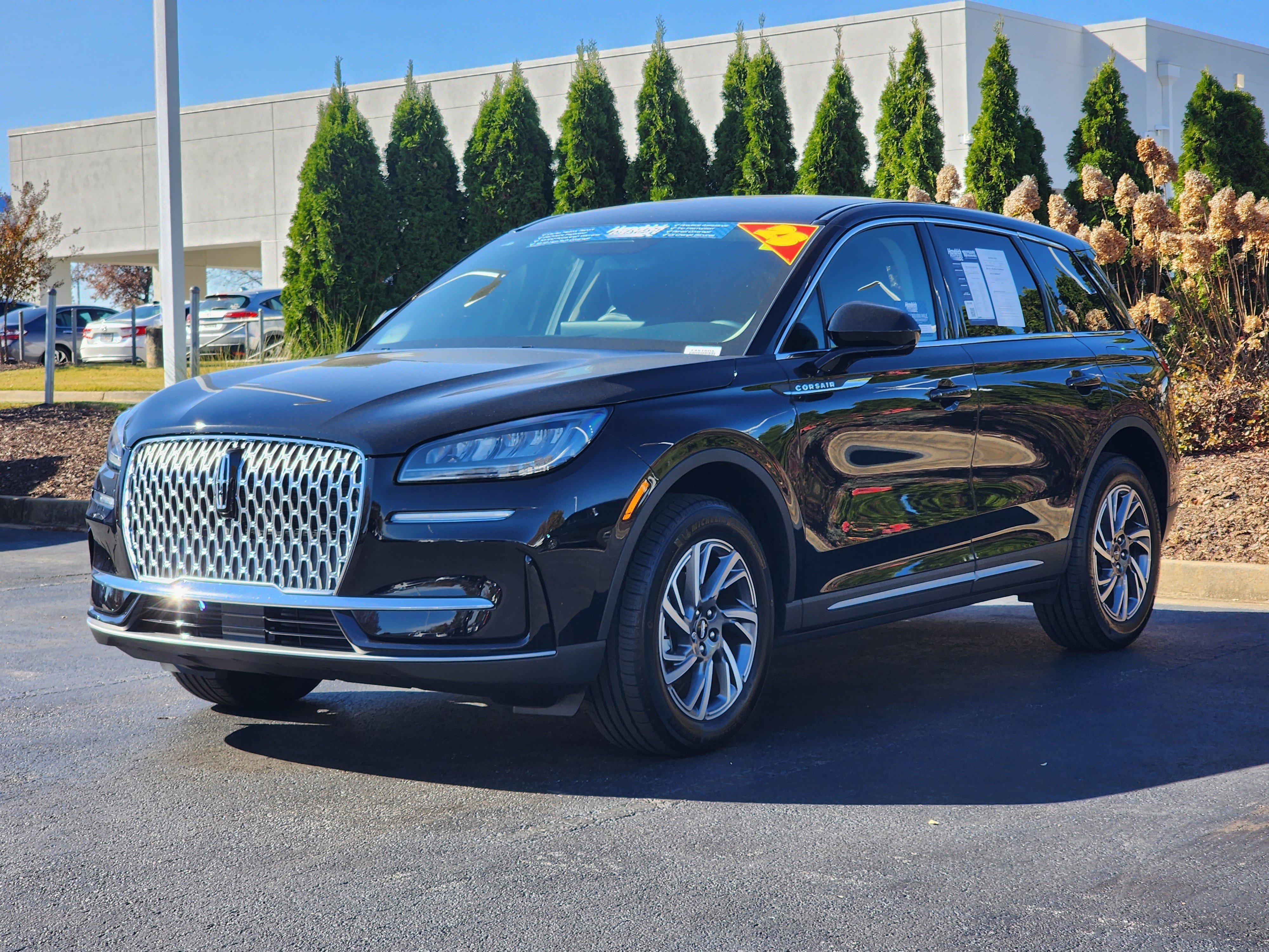 Used 2025 Lincoln Corsair FWD image 6