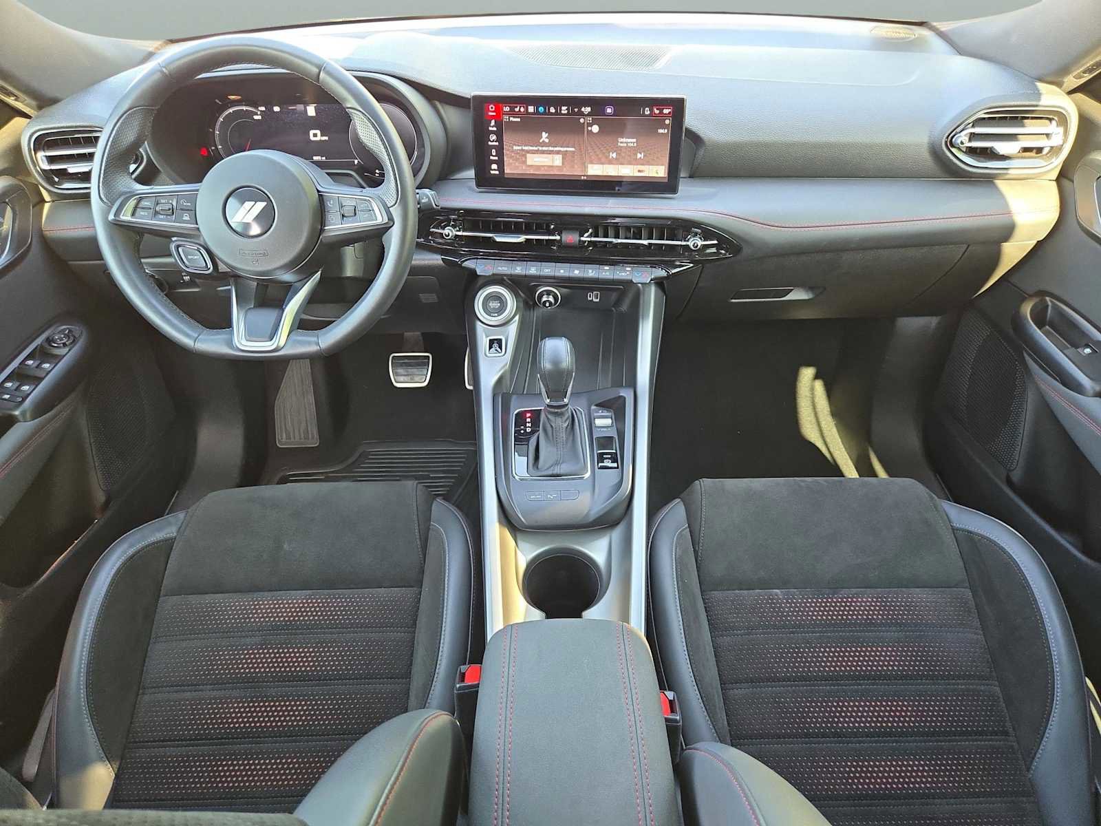 Used 2024 Dodge Hornet GT image 14