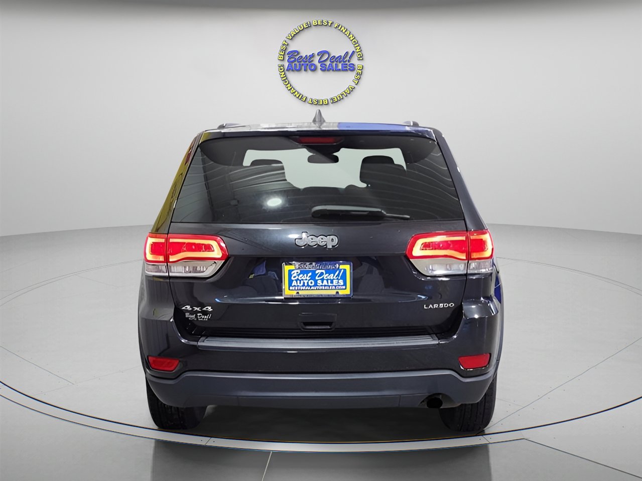 Used 2016 Jeep Grand Cherokee Laredo image 4