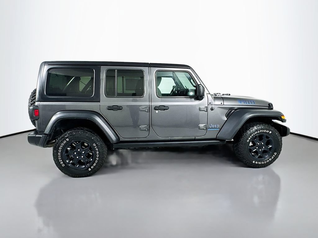 Used 2023 Jeep Wrangler Unlimited w/ Cold Weather Group AWD/4WD image 5