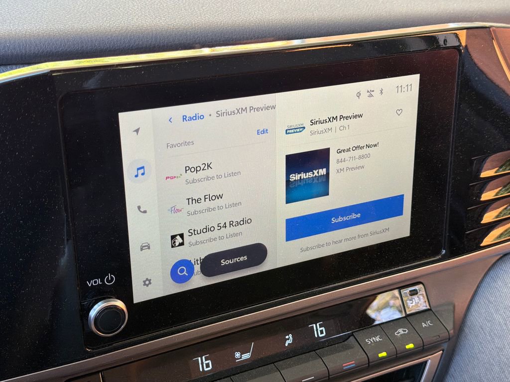Used 2025 Toyota Camry LE w/ Convenience Package image 8