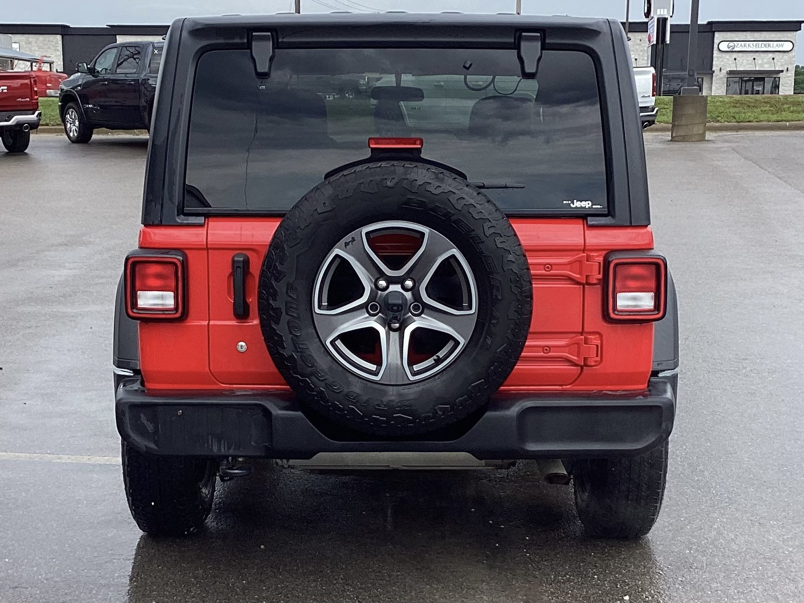 Used 2019 Jeep Wrangler Sport AWD/4WD image 5