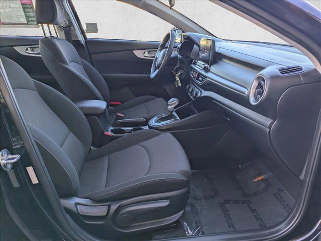 Used 2023 Kia Forte LXS image 20