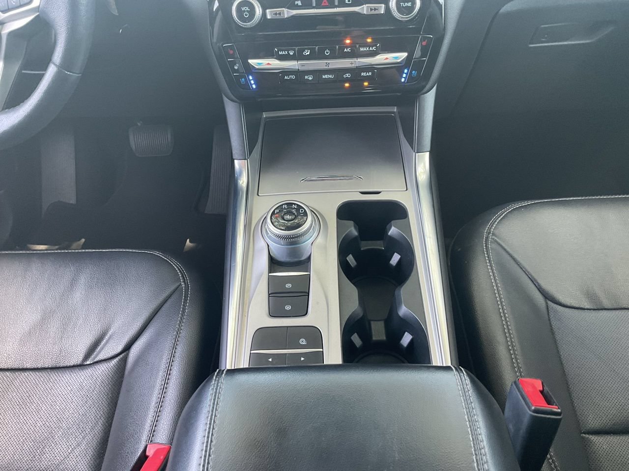 Used 2023 Ford Explorer Limited RWD image 16