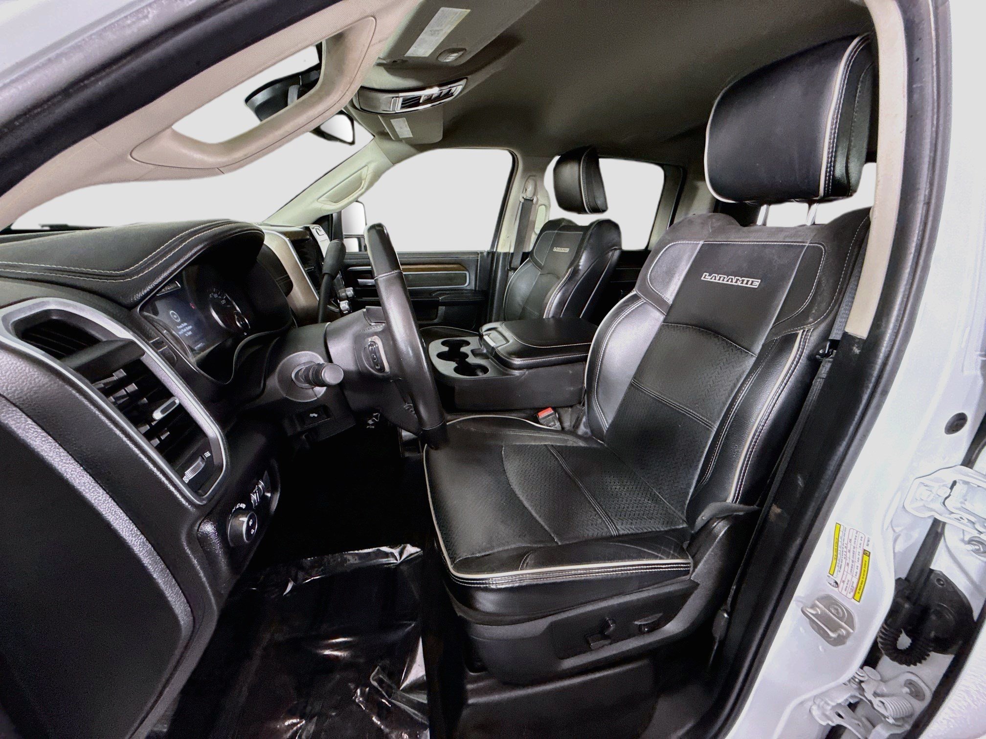 Used 2024 RAM 2500 Laramie AWD/4WD image 21