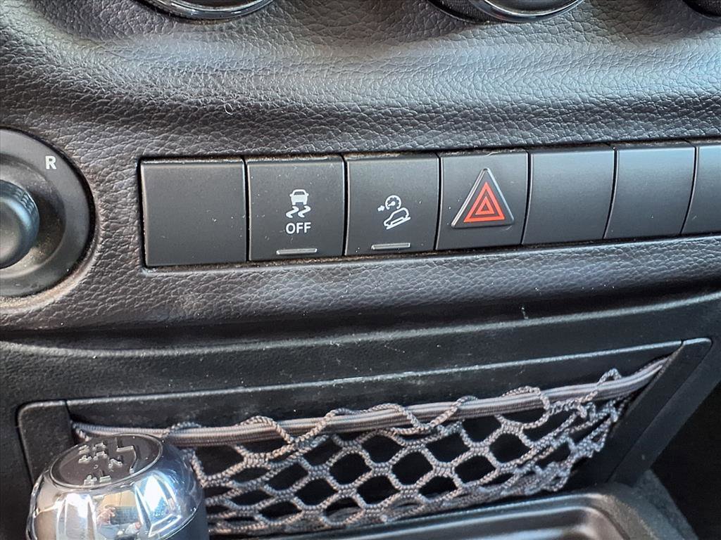 Used 2018 Jeep Wrangler Unlimited Sport S image 17