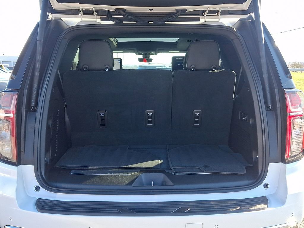Used 2021 Chevrolet Tahoe Premier w/ Premium Package image 33