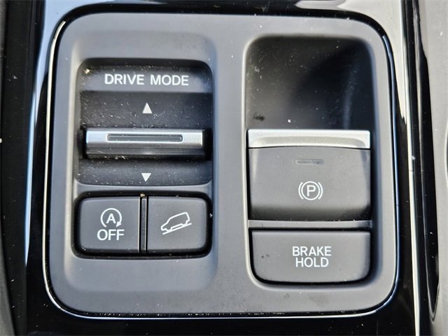 Used 2023 Honda Pilot Touring image 22