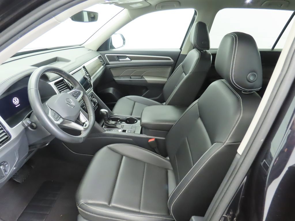Certified 2023 Volkswagen Atlas SE w/ Panoramic Sunroof Package image 17